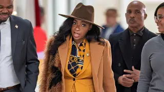 Crockett Sparks Backlash by Honoring Chris Brown in Congress