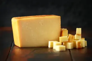 Family Farmstead Dairy recalls raw cheddar across seven states over E. coli risk