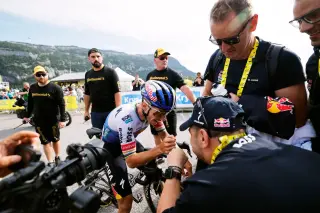 Evenepoel blasts late-night doping tests, urges CPA action after Tour stage win