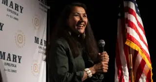 Alaska Senate Race Tightens as Peltola Gains Polling Edge