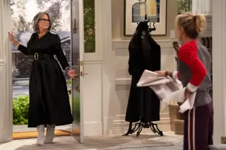 Jamie Lee Curtis Fought for a Sitcom, Helping NBC Bring Back Multi-Cam Comedy