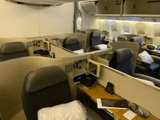 American Airlines to Eliminate Premium First Class with Timeline Revealed