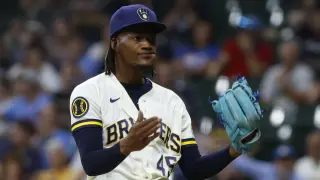 Uribe Hit With One-Game Suspension for DX Chop Taunt on Cardinals