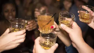 Teen binge drinking may leave lasting brain changes, astrocytes implicated.