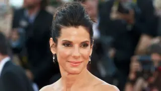 Bullock Reveals She Let Her Kids Set Boundaries Over Bryan Randall’s ALS Battle