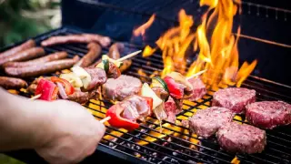 Simple steps to cut your risk of foodborne illness at home