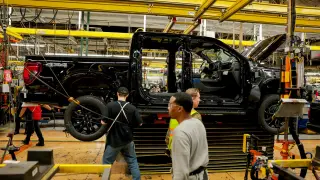 Ford boosts F-Series output to rebuild inventory after aluminum-supply disruptions