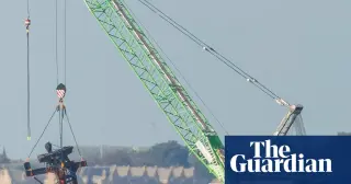 UK completes £9.5m removal of masts from WWII munitions shipwreck in Thames