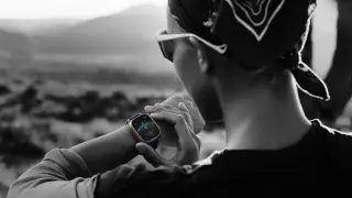 Apple Watch Could Expand in Sizes, Add a Display-Free Model, and Bring Back Ceramic Case