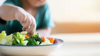 Global study finds kids worldwide fall short on fruits and vegetables amid cyclospora outbreak