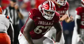 Chiefs sign trio of minicamp standouts, clear cap space with three waivers
