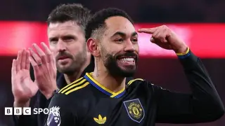 Carrick's Ferguson-era magic fuels United's bid for Champions League return