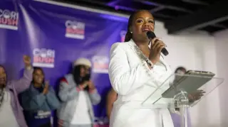 Bush bets on a shifting moment to win back her seat