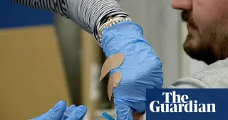 AI Health-Advice Users More Prone to Vaccine Myths, Poll Finds