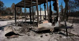 Balloon and weld-spark ignite sprawling South Georgia wildfires, triggering evacuations