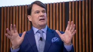 Ford CEO Warns U.S. Must Act Before Chinese Auto Flood Mirrors Europe