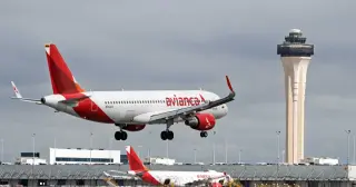 Avianca Flight 42 Diverts to Miami After Severe Turbulence Injures Nine