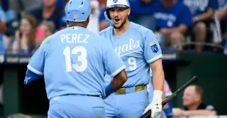 Wacha’s gem fuels Royals’ eighth straight win