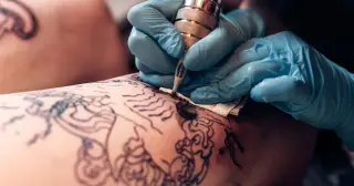 Tattoo Pigment Travels to Lymph Nodes, Prolonging Inflammation in Mice