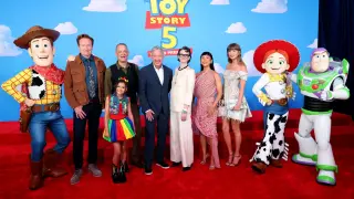 Toy Story 5 Sparks Oscar Buzz as Taylor Swift Performs at Premiere