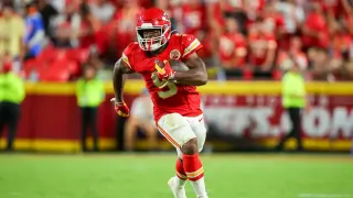 Kenneth Walker Aims for All the Touches as Chiefs Plan Balanced Split