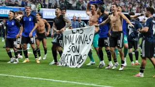Falklands Banner Sneaks Into World Cup Final Inside a Fan’s Underwear