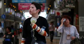Record heat grips East Asia as Korea hits 122-year high and Japan grapples with quake relief