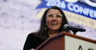 Alaska Voters Dismiss Peltola Abuse Claims, Prioritizing Senate Control