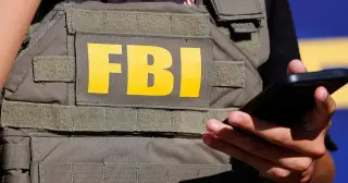 FBI Arrests Canadian Cyber Negotiator in ShinyHunters Probe