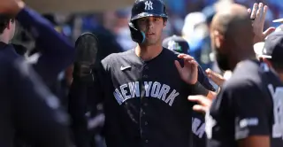 Jones Makes MLB Debut as Yankees Ease Prospect In