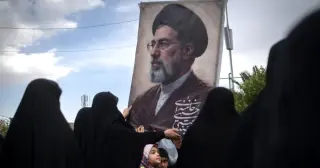 Injured heir Mojtaba Khamenei unlikely to attend father's funeral as Iran war persists