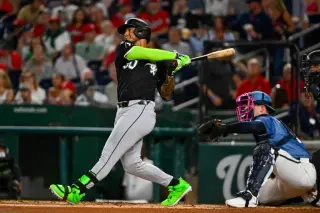 Blue Jays land Lenyn Sosa to bolster infield depth