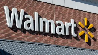 Walmart Expands Digital Shelf Label Tools Amid Pricing Controversy