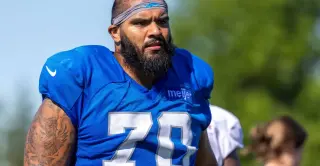 Juice Scruggs Emerges as Lions' Center Contender After Preseason Film