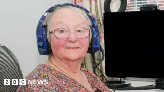 Scottish grandmother Cath Bowie recognized as world's oldest female Fortnite streamer