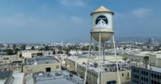 Paramount chief resigns amid fraud suit in high-stakes Vegas dispute