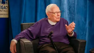 Buffett Skips Gates Foundation in Latest Berkshire Stock Donations Amid Epstein Review