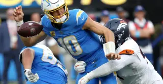Bronco Defense Forces Late Turnovers to Beat Chargers 23-17