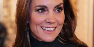 Kate Middleton Wears Diana's Tiara at Historic Oman State Banquet
