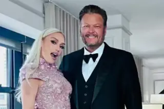 Gwen and Blake Shine on 5th Anniversary, Fans Spark Swift–Kelce Wedding Tie-In
