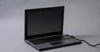 The Verge's Version History podcast revisits the Cr-48, the prototype that launched ChromeOS