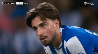 Porto's six-minute nightmare: Fernandes own goal and early exit