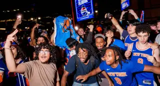 Knicks clinch Game 1 as NYC erupts in mostly peaceful celebration
