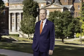 Syracuse University Chief Kent Syverud Reveals Brain Cancer Diagnosis and Leadership Change