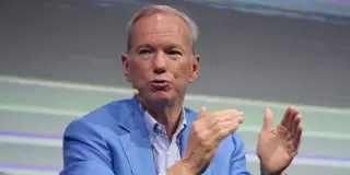Eric Schmidt Lists 95-Meter Whisper Megayacht for $172.5 Million