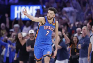 Thunder Rally Around Holmgren After Rough Playoff Showing