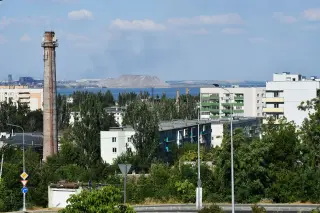 Drones Hit FSB Post in Donetsk as Mariupol Housing Draws Russian Buyers