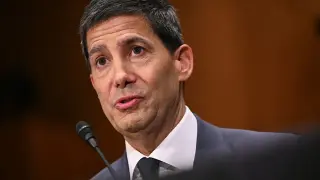 Warsh Confirmed as Fed Chair Amid Inflation Pressure and Policy Uncertainty