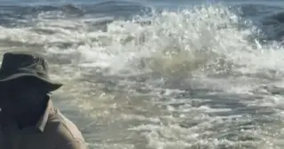 Hippo chase prompts rapid escape from Botswana safari boat