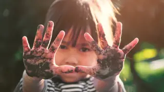 Cow-Derived Microbes Linked to Reduced Childhood Allergies